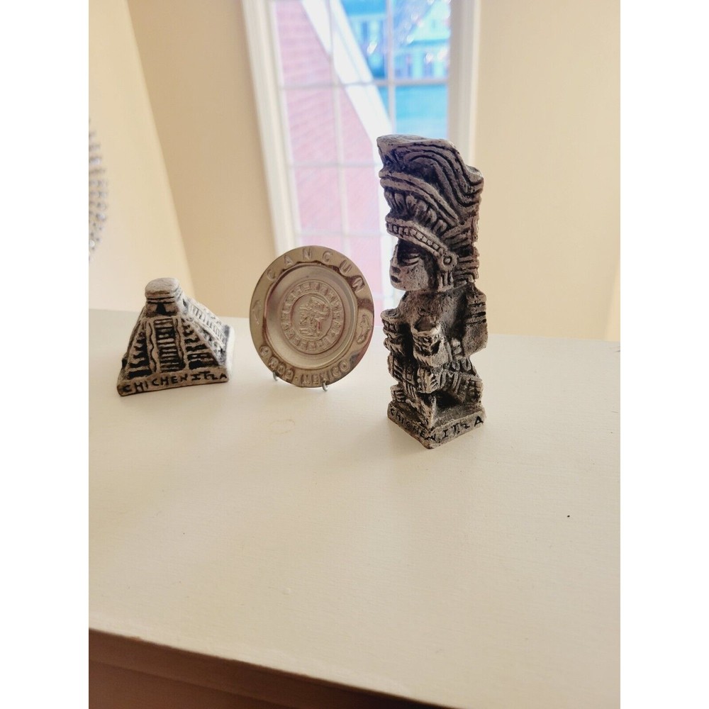 Bundle of Small Yucatan, Mexico Souvenirs - Picture 2 of 5